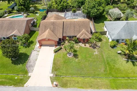 652 SW Prado Avenue Port St. Lucie FL 34983
