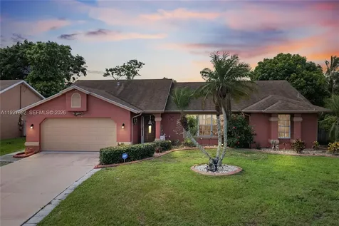 652 SW Prado Avenue Port St. Lucie FL 34983