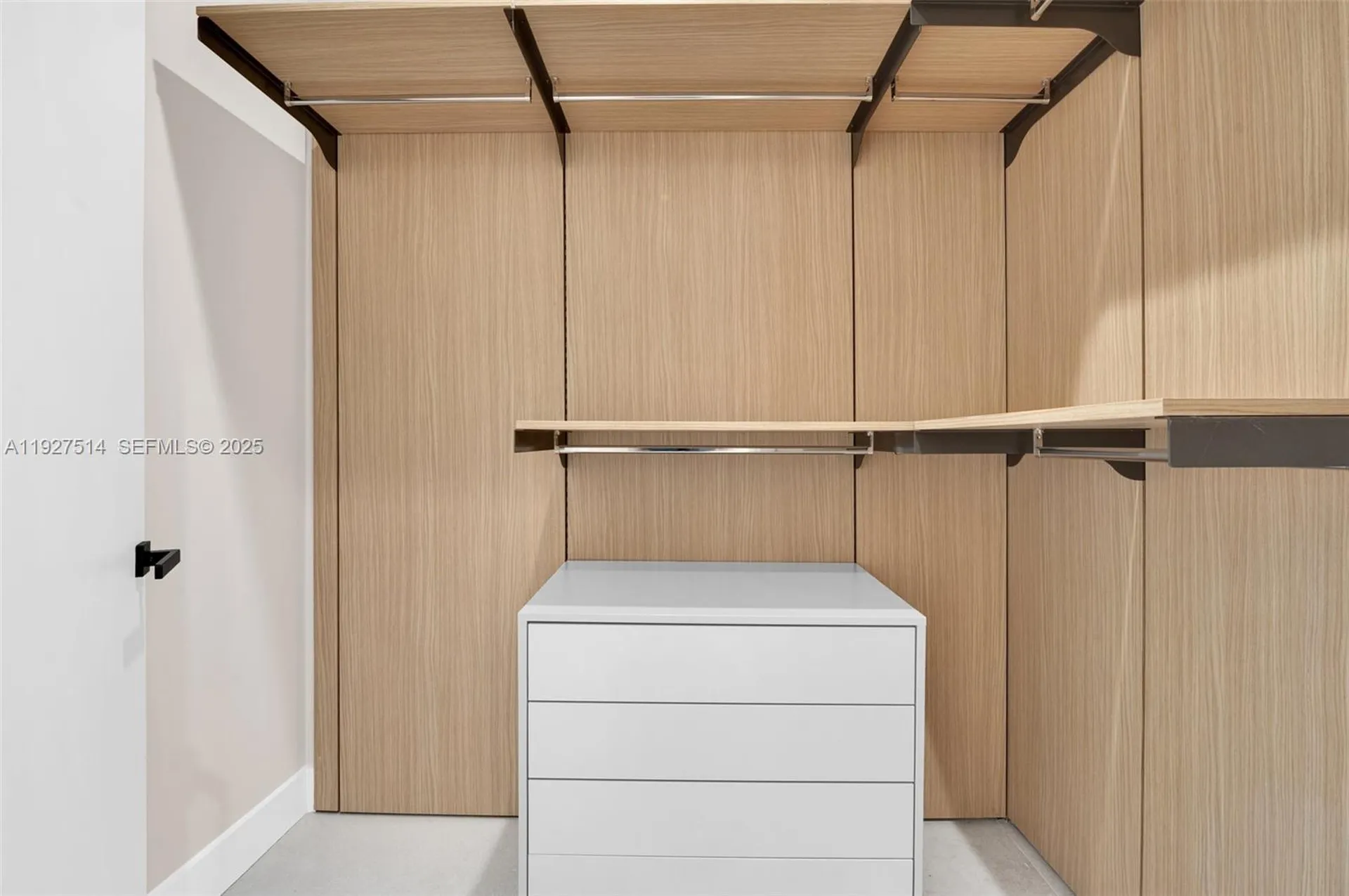 915 NE 17th Terrace Fort Lauderdale FL 33304