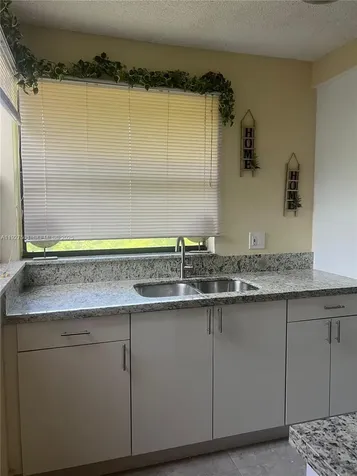 805 N Franklin Avenue Homestead FL 33034