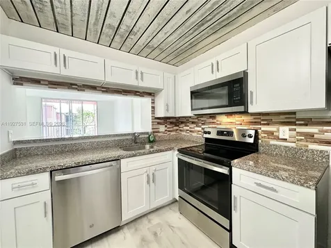 19751 SW 114th Avenue Miami FL 33157