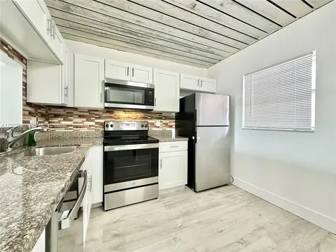 19751 SW 114th Avenue Miami FL 33157