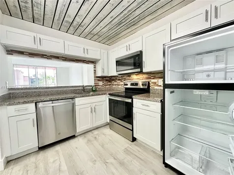 19751 SW 114th Avenue Miami FL 33157