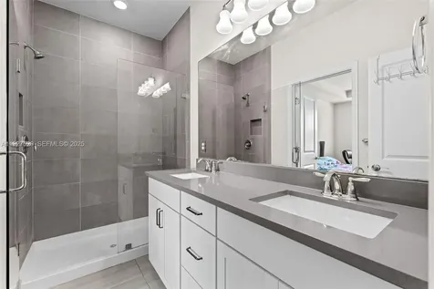1190 Eucalyptus Drive Hollywood FL 33021