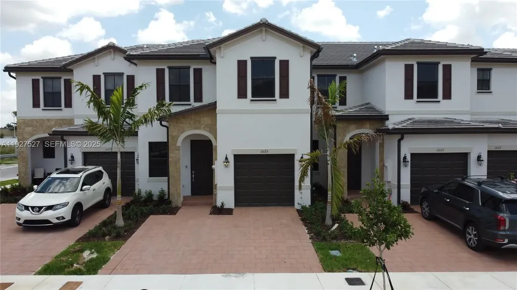 11125 W 33rd Court Hialeah FL 33018