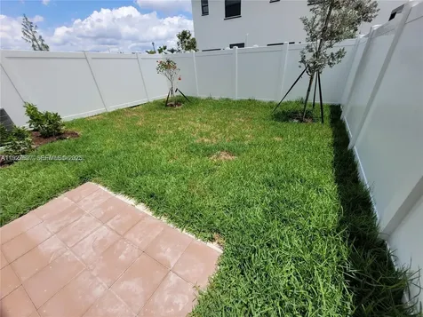 11125 W 33rd Court Hialeah FL 33018