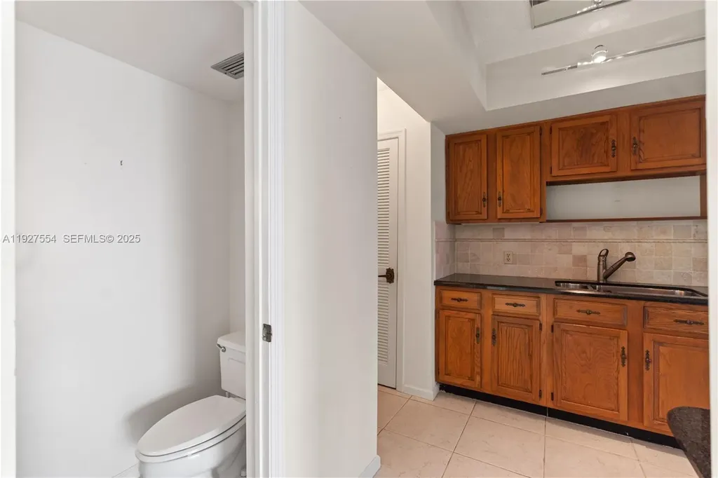 1194 Hillsboro Mile Hillsboro Beach FL 33062