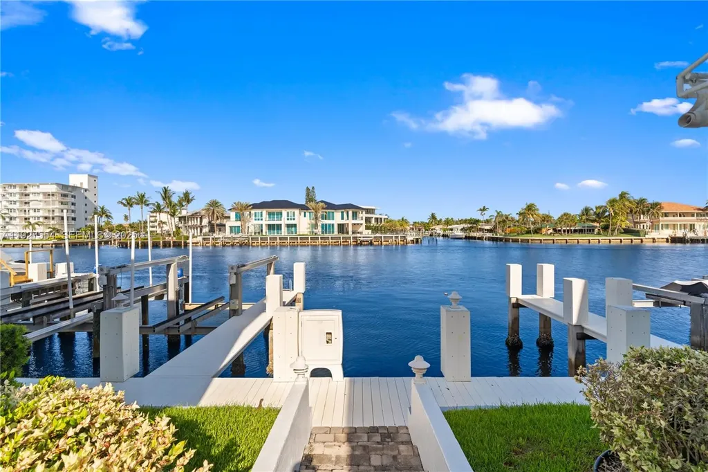 1194 Hillsboro Mile Hillsboro Beach FL 33062