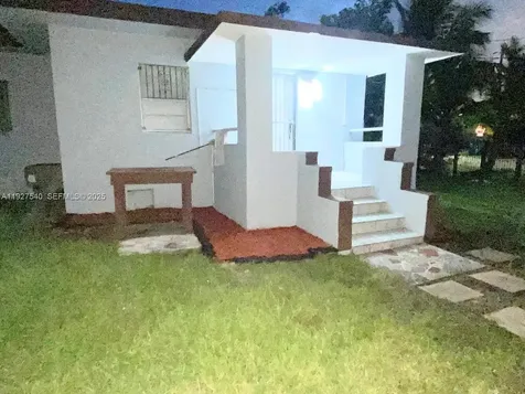 1105 NE 112th Street Miami FL 33161