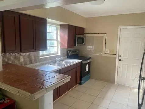 1105 NE 112th Street Miami FL 33161