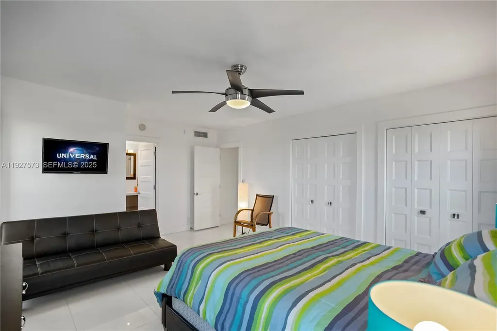 3050 N Palm Aire Drive Pompano Beach FL 33069