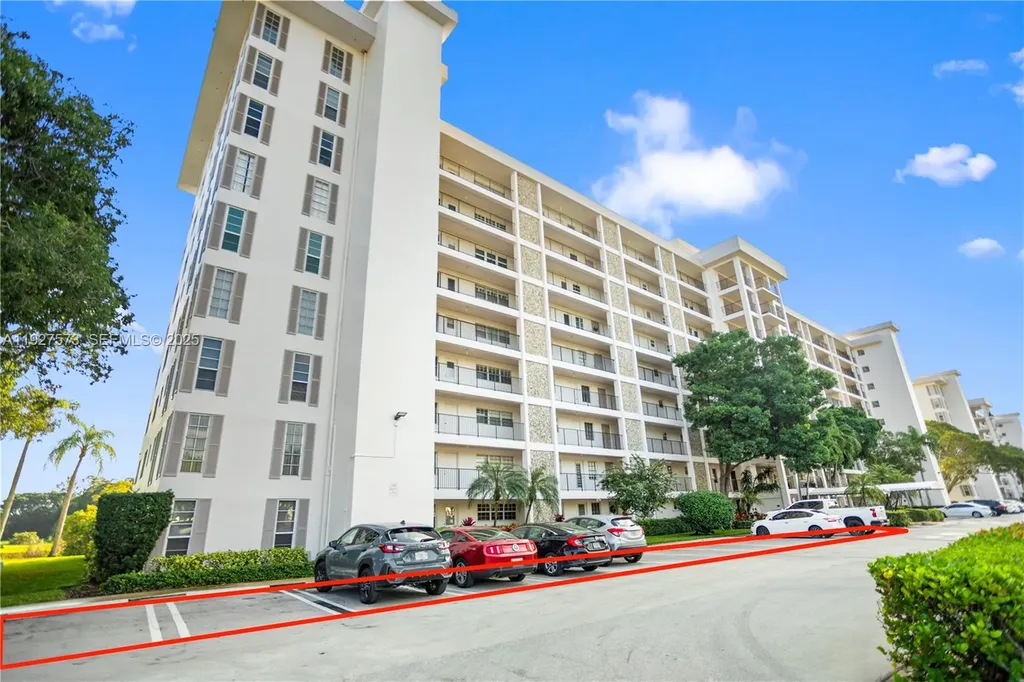 3050 N Palm Aire Drive Pompano Beach FL 33069