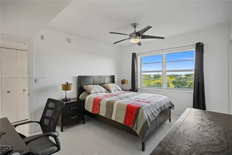 3050 N Palm Aire Drive Pompano Beach FL 33069
