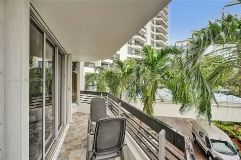 3600 Mystic Pointe Drive Aventura FL 33180