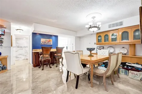 3600 Mystic Pointe Drive Aventura FL 33180
