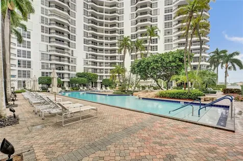 3600 Mystic Pointe Drive Aventura FL 33180