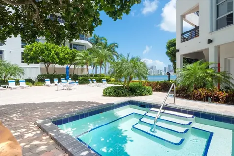 3600 Mystic Pointe Drive Aventura FL 33180