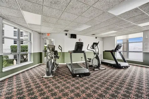 3600 Mystic Pointe Drive Aventura FL 33180