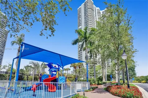 3600 Mystic Pointe Drive Aventura FL 33180