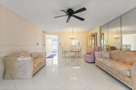 190 SE 5th Avenue Dania Beach FL 33004