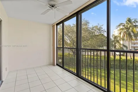 190 SE 5th Avenue Dania Beach FL 33004
