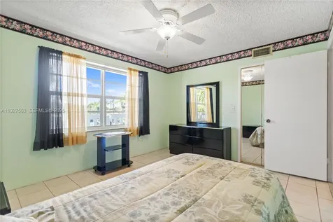 190 SE 5th Avenue Dania Beach FL 33004