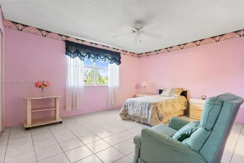 190 SE 5th Avenue Dania Beach FL 33004