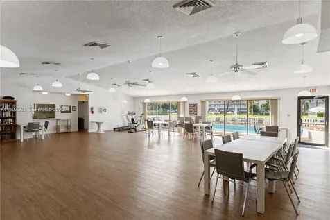 190 SE 5th Avenue Dania Beach FL 33004