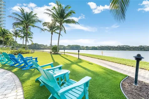 2641 N Flamingo Road Sunrise FL 33323