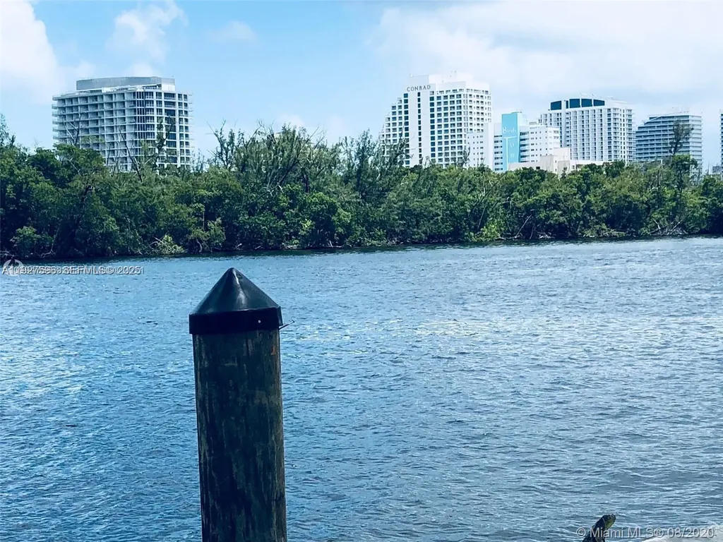 2670 E Sunrise Boulevard Fort Lauderdale FL 33304