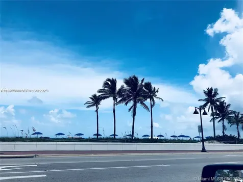 2670 E Sunrise Boulevard Fort Lauderdale FL 33304