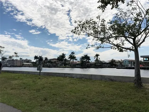 2670 E Sunrise Boulevard Fort Lauderdale FL 33304
