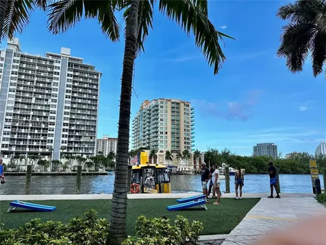 2670 E Sunrise Boulevard Fort Lauderdale FL 33304