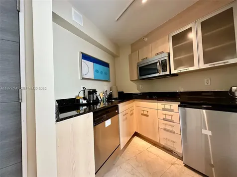 2670 E Sunrise Boulevard Fort Lauderdale FL 33304
