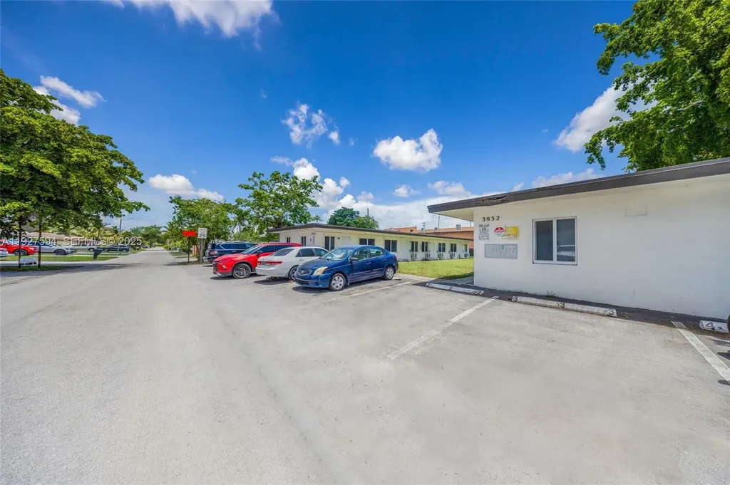 3932 SW 12th Place Fort Lauderdale FL 33312