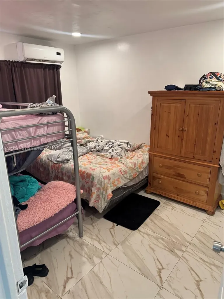 3932 SW 12th Place Fort Lauderdale FL 33312