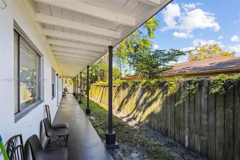 3932 SW 12th Place Fort Lauderdale FL 33312