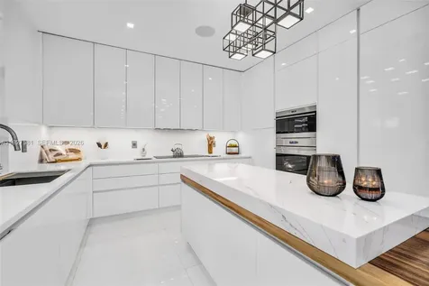 3825 Heron Ridge Lane Weston FL 33331