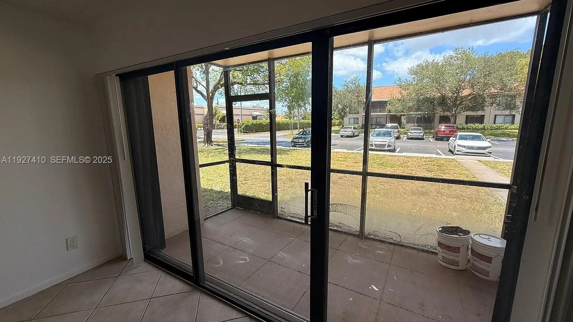 5855 Washington Street Hollywood FL 33023