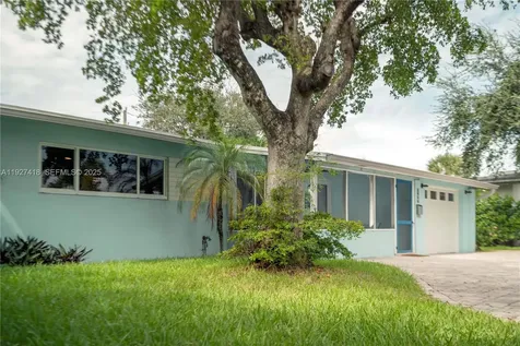 269 SE 8th Avenue Deerfield Beach FL 33441