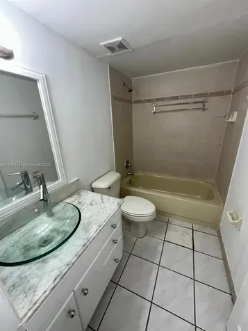 5665 W 20 Avenue Hialeah FL 33012