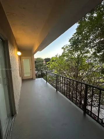 5665 W 20 Avenue Hialeah FL 33012