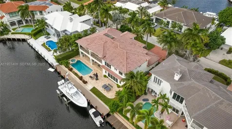 2320 NE 34th Court Lighthouse Point FL 33064