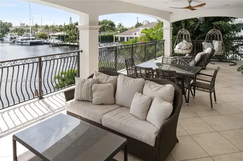 2320 NE 34th Court Lighthouse Point FL 33064