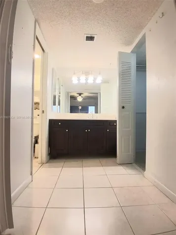 3905 N Nob Hill Road Sunrise FL 33351