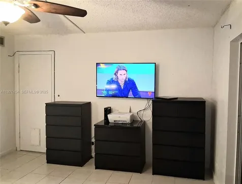 3905 N Nob Hill Road Sunrise FL 33351