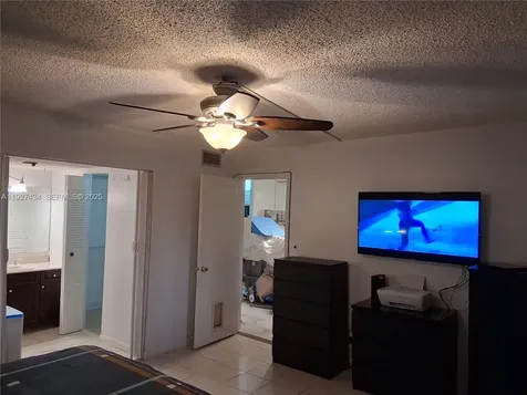3905 N Nob Hill Road Sunrise FL 33351