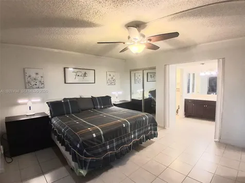 3905 N Nob Hill Road Sunrise FL 33351