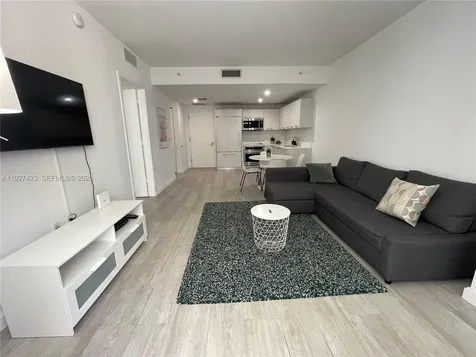 45 SW 9th Street Miami FL 33130