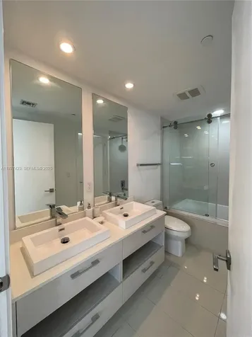 45 SW 9th Street Miami FL 33130